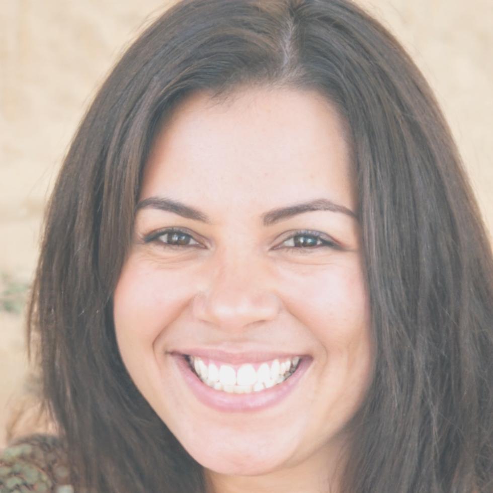 Siriporn Vachira, Lead Financial Consultant at EvolveAdvance